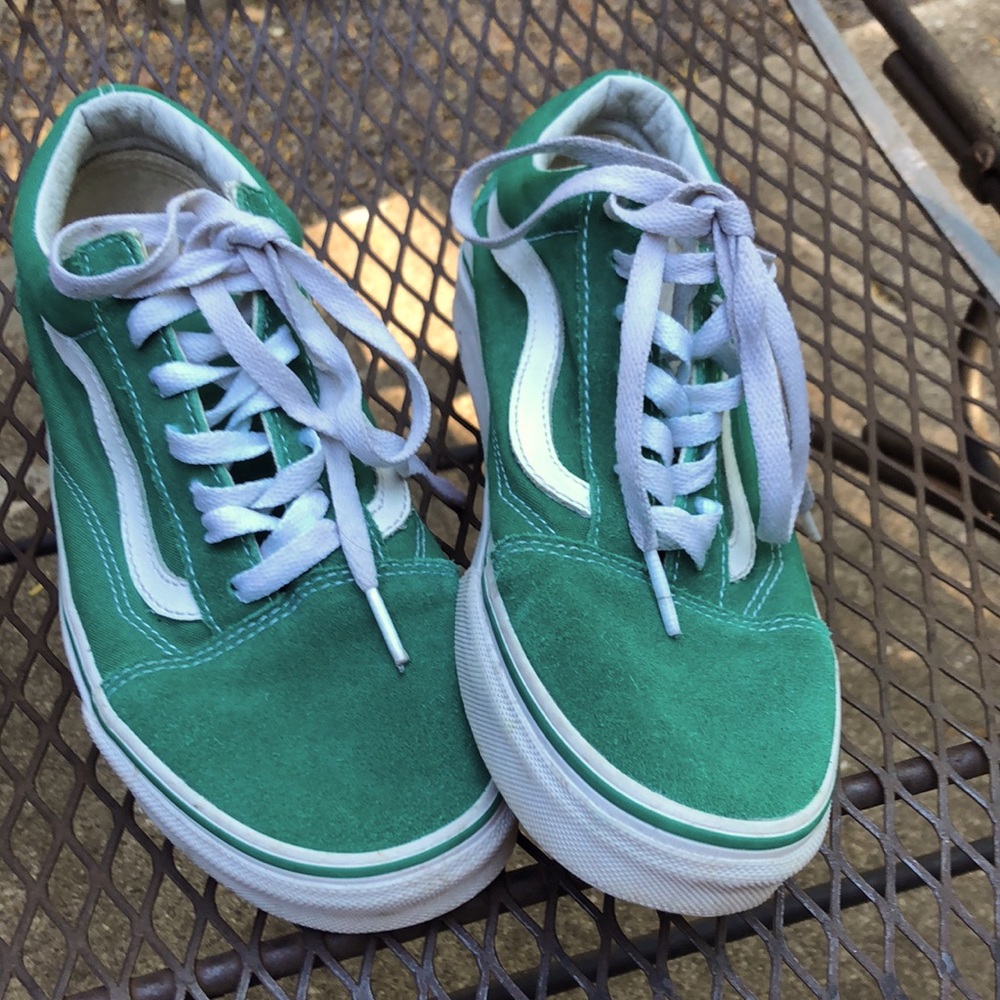 Awesome summer green suede vans..